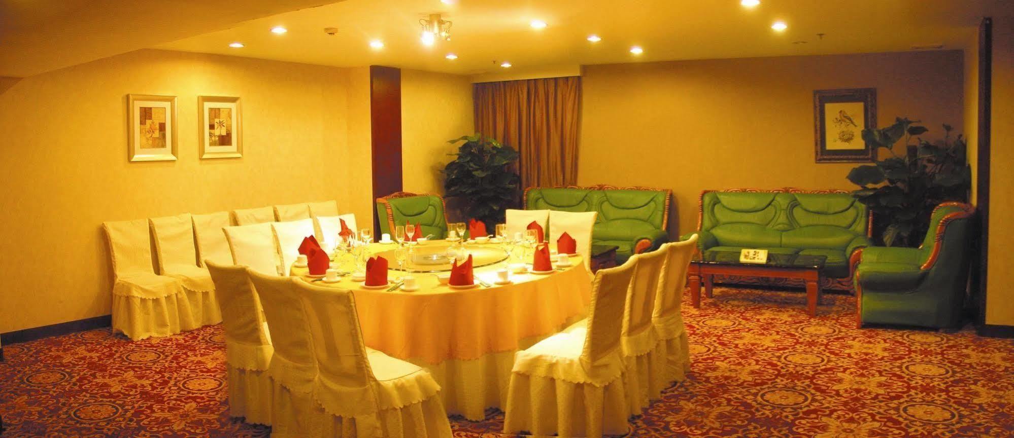 Lijing Grand Hotel City Center Liuzhou Exteriör bild