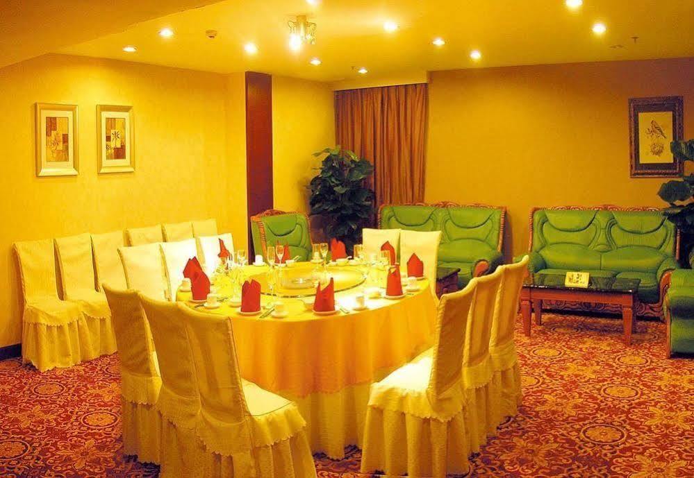 Lijing Grand Hotel City Center Liuzhou Exteriör bild