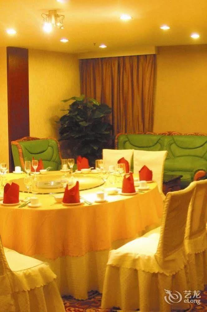 Lijing Grand Hotel City Center Liuzhou Exteriör bild